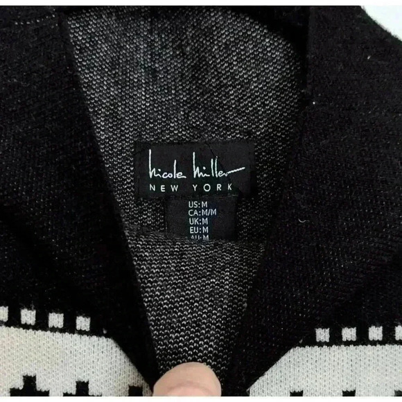 Nicole Miller Black And White Turtleneck Sweater Size M. - Picture 3 of 8
